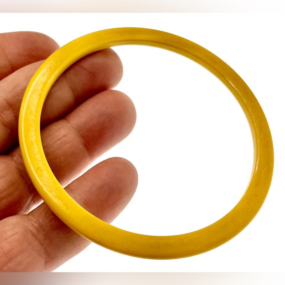 Vintage 1930's Bakelite Golden Yellow Bangle Bracelet Thin Stacker Spacer - Picture 6 of 6